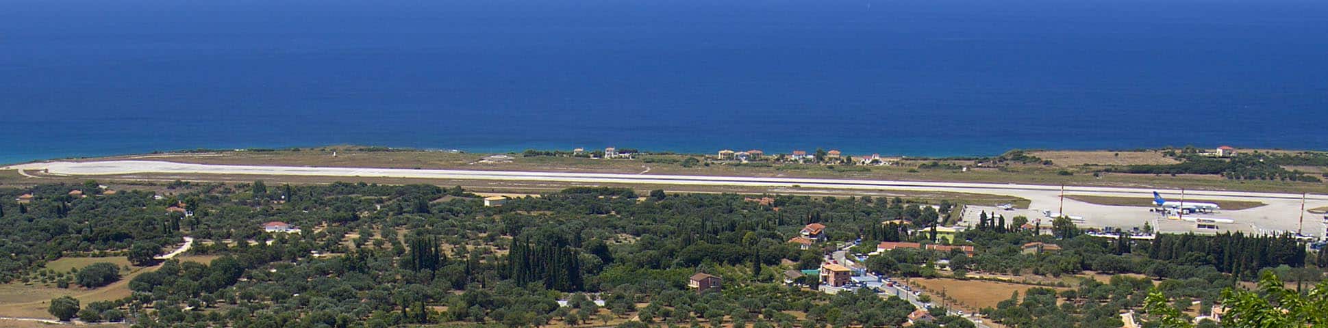 Blick auf den Flughafen von Kefalonia